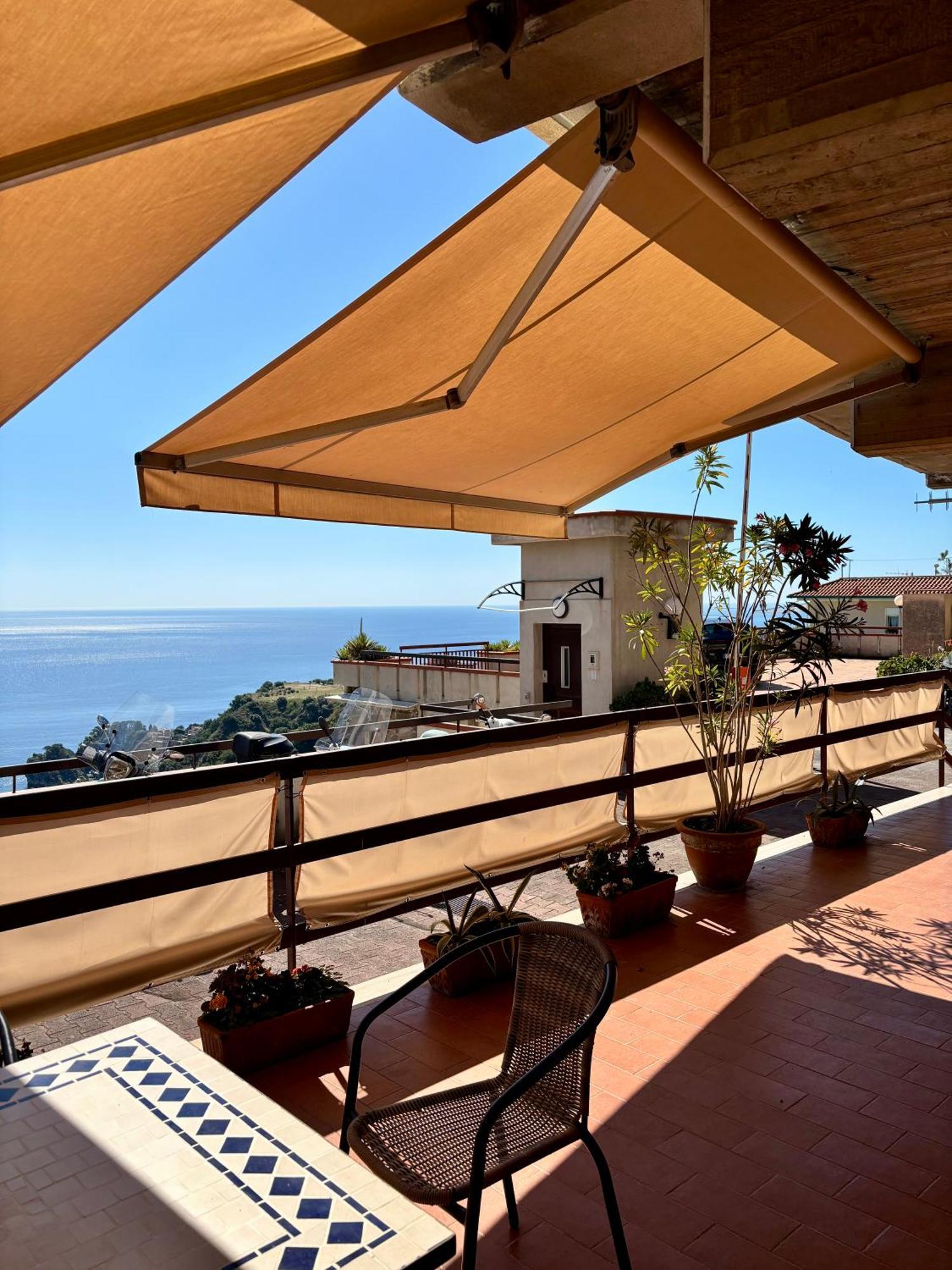 Mara'S House, 10 Minuti A Piedi Dal Centro, Parcheggio Privato Leilighet Taormina Eksteriør bilde
